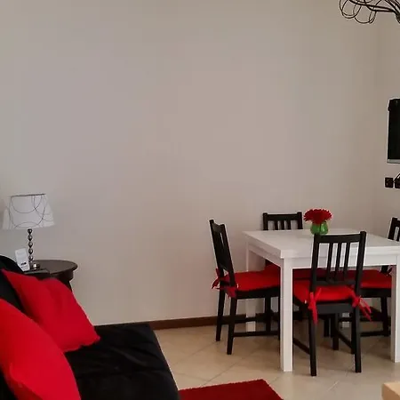 Tulip Apartment *
